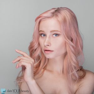 Der Haarfarben-trend 2024